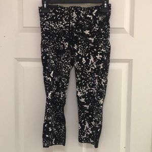 Under Armour Athletic/Athleisure Leggings, NWT!